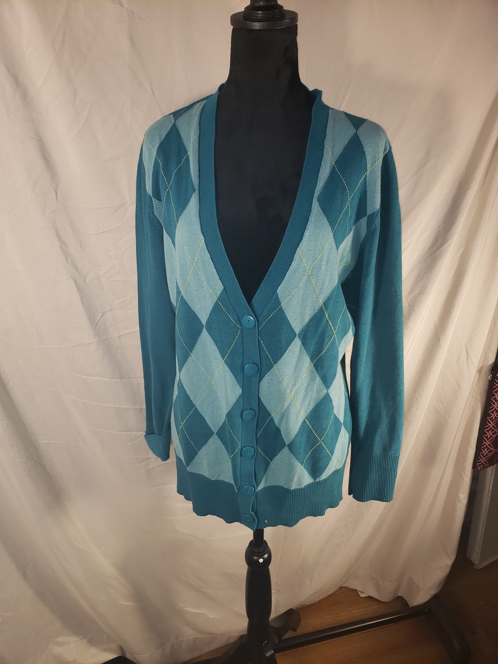 Basic Editions Teal and Light Teal Argyle Button Cardigan - L